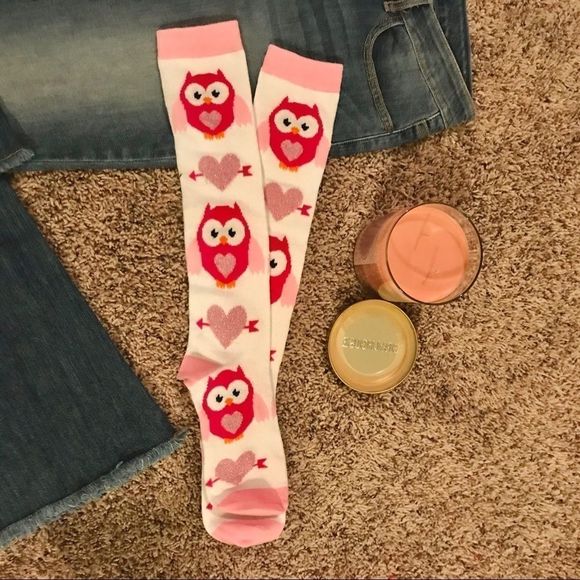 NWT Valentine's Day Pattern Long Knee Socks - Picture 5 of 6
